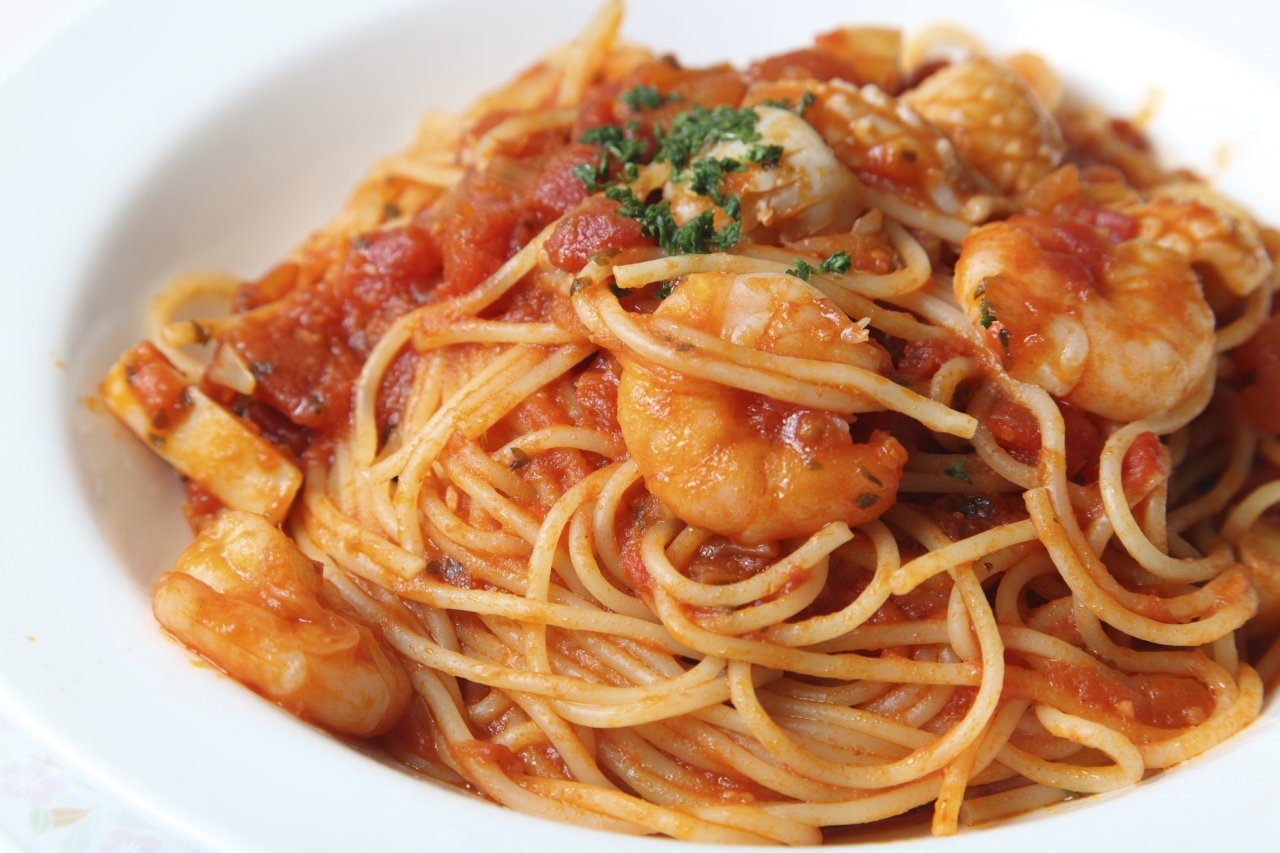 Garnelen-Tomatensoße zu Spaghetti - Rezept von Pastaweb