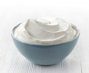 Crème double wird zur Verfeinerung von vielen italienischen Gerichten wie Saucen, Desserts und Suppen verwendet.